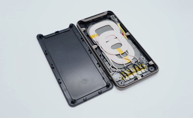 无线充电线圈对人体有伤害么？