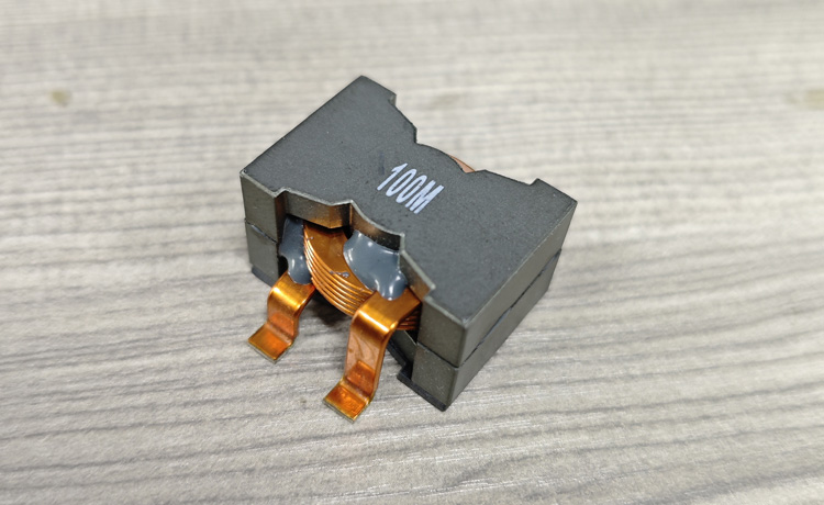 扁平线圈大电流电感器参数